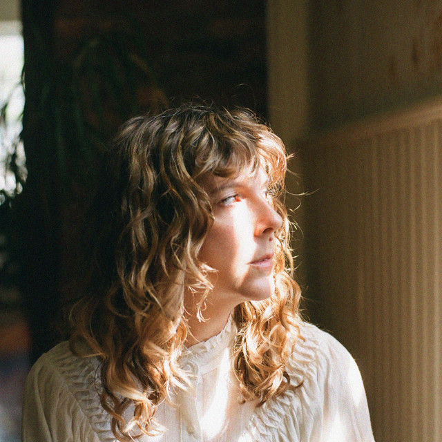 Audrey-Michèle at La Cour à Joanne Blundstone