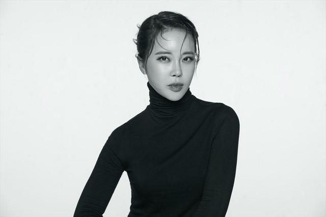 Baek Ji Young (백지영)