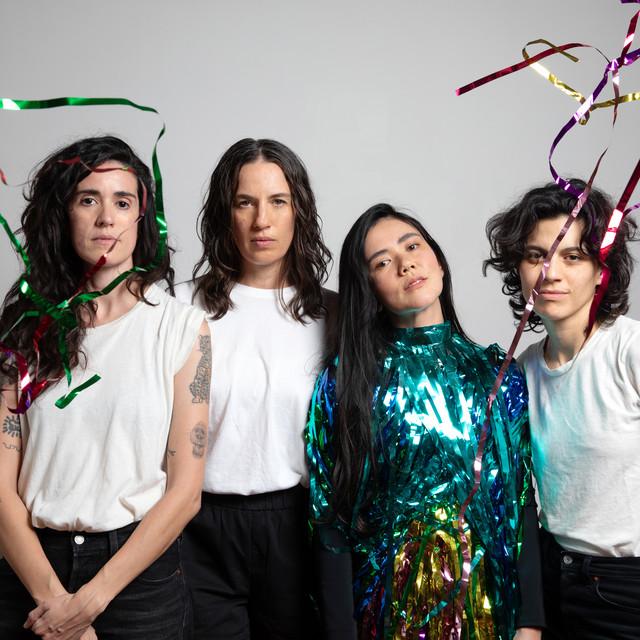 CSS (Cansei de Ser Sexy)