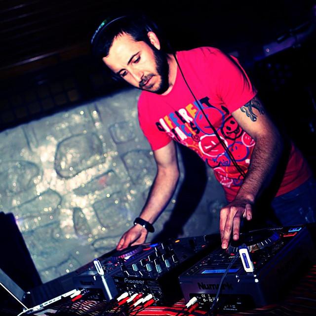 DJ Fahri Yilmaz