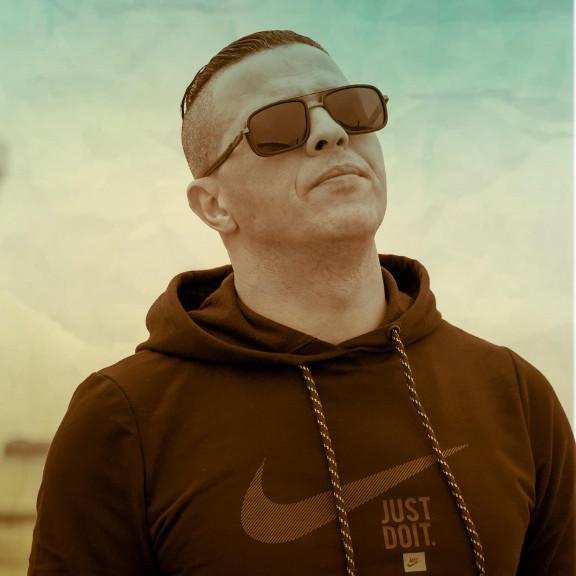 DJ Rostom Numéro Uno