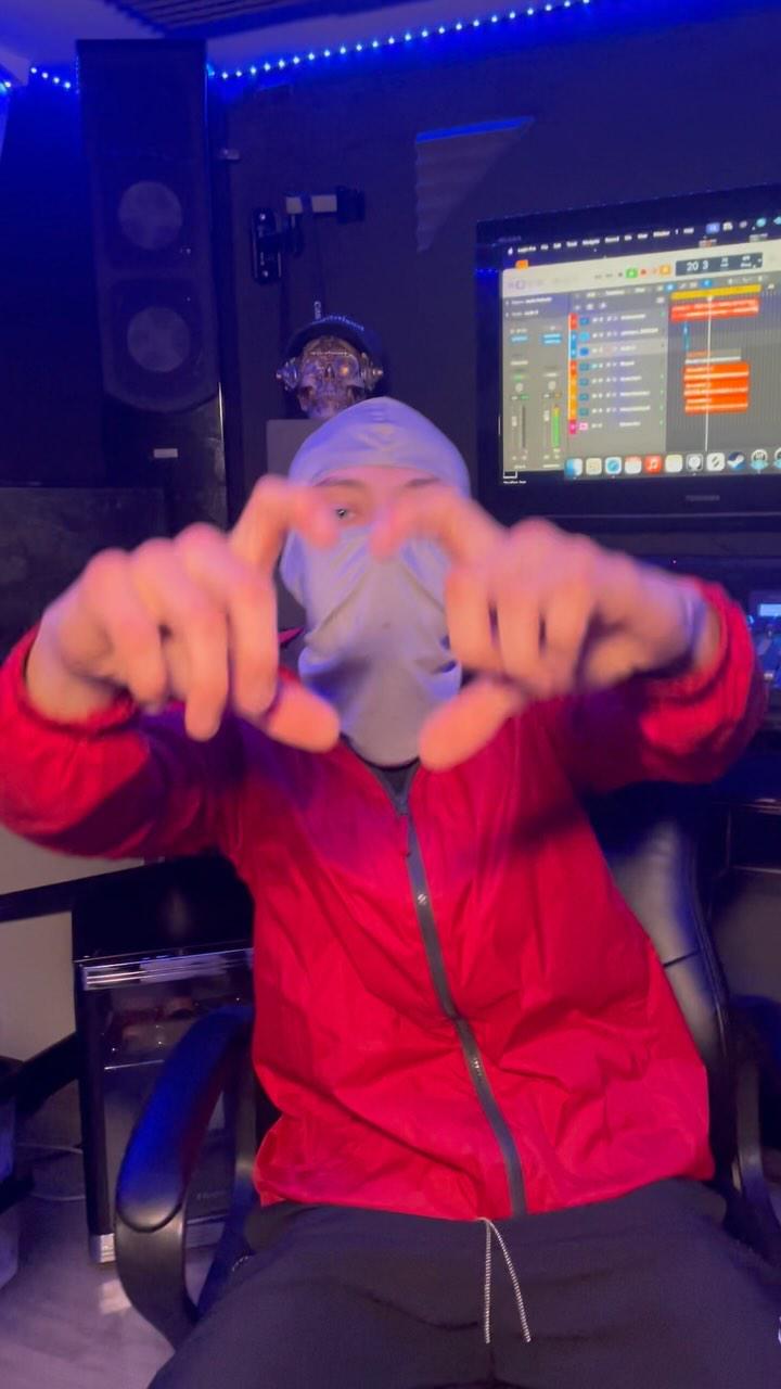 Greyzee