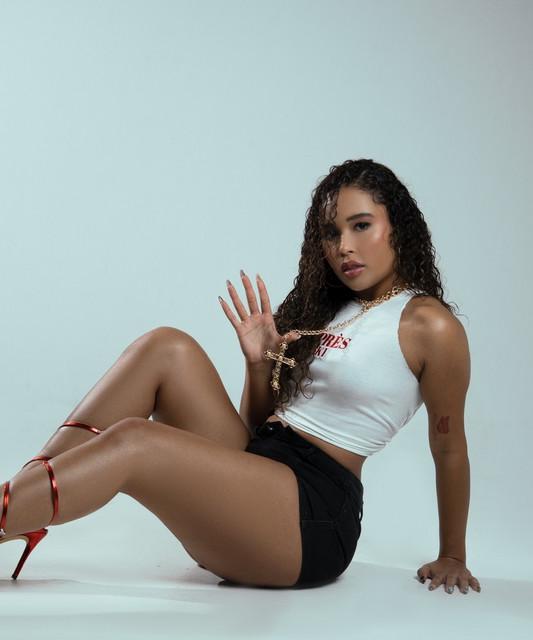 HELLEN MARIE