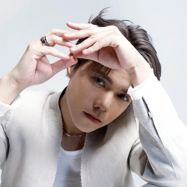 Hins Cheung (張敬軒)