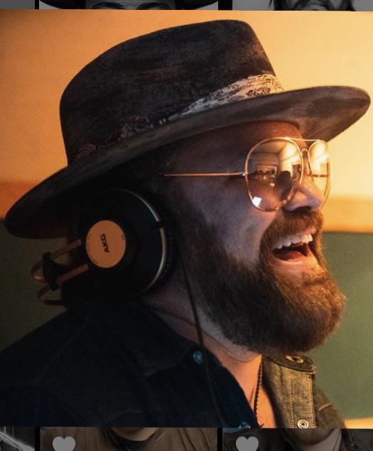 Patrick Davis at Station Inn