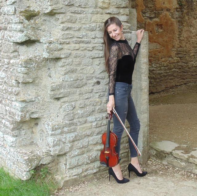 Julia Violinista