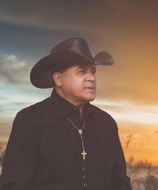 Lalo Y Los Descalzos