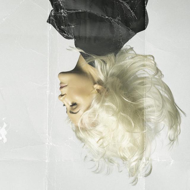Linéa - Songs, Events and Music Stats | Viberate.com