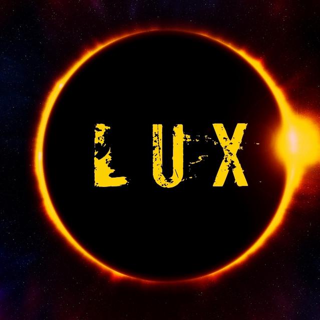 (LUX)