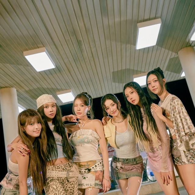 MOMOLAND (모모랜드)