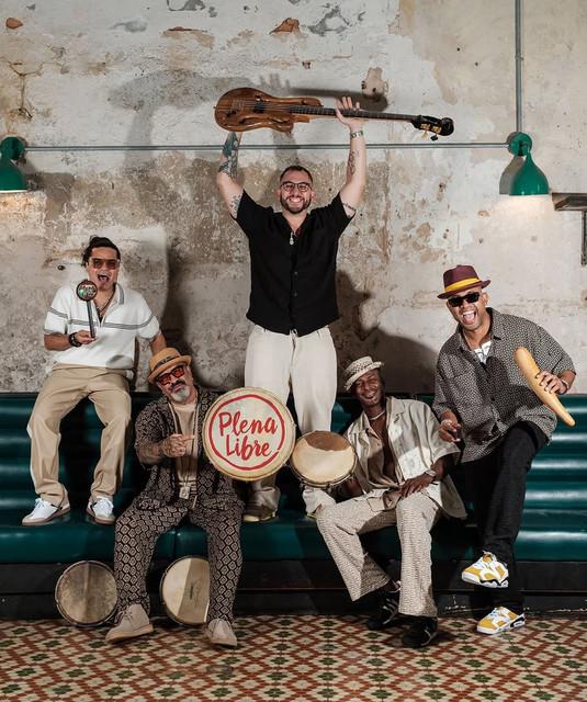 Plena Libre