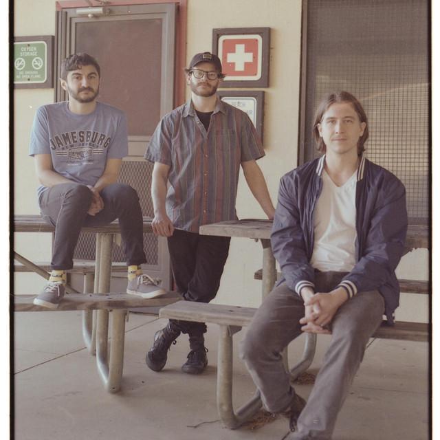Ragged Lines - Songs, Events and Music Stats | Viberate.com