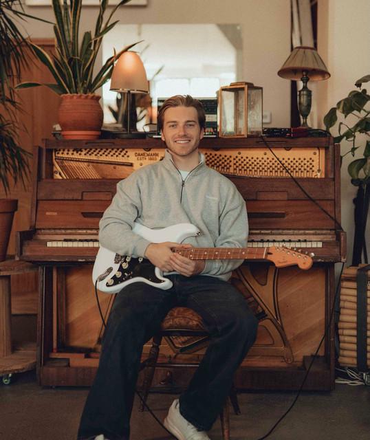 Re:um - Songs, Events and Music Stats | Viberate.com