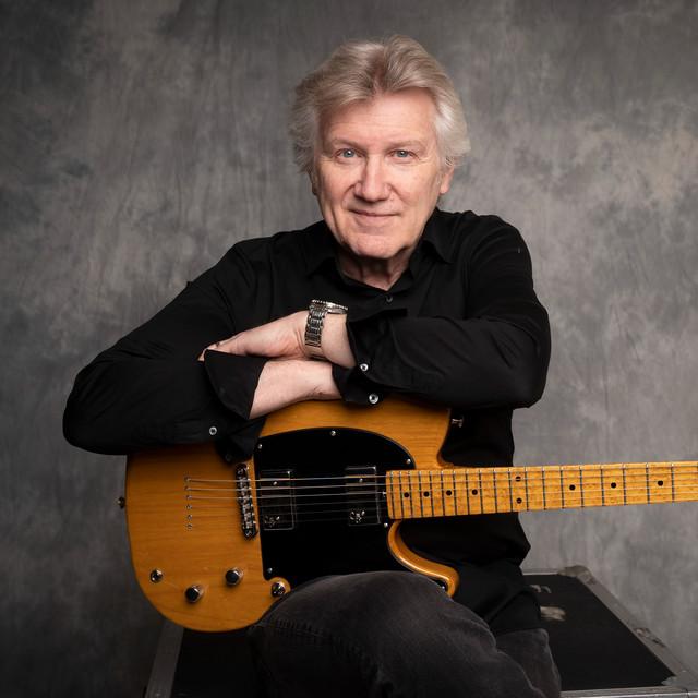 Rik Emmett