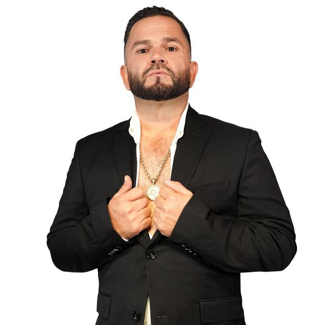 Roberto Junior Y Su Bandeño