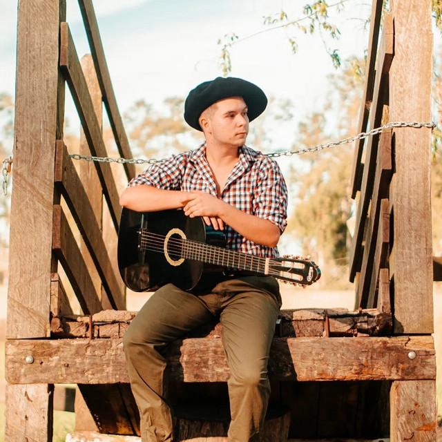Santi Rodriguez