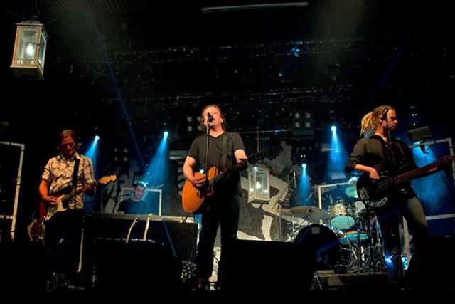 Sir Elwoodin Hiljaiset Varit