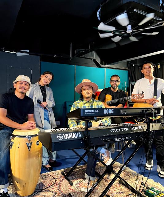 Suki & Alun Nara