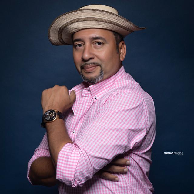 Tavo Flores