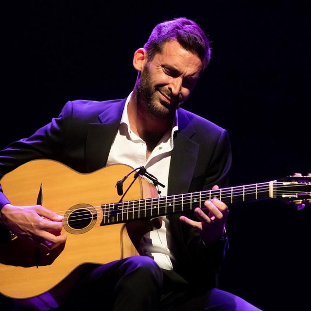 Teo Collori in Momento Cigano