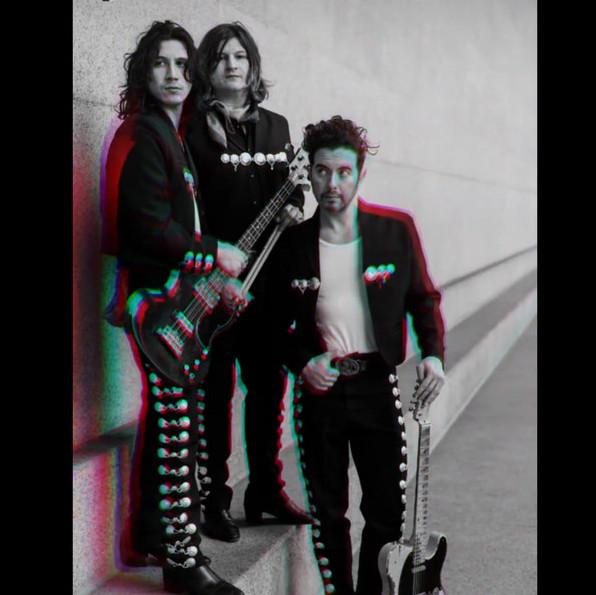 THE LAST BANDOLEROS