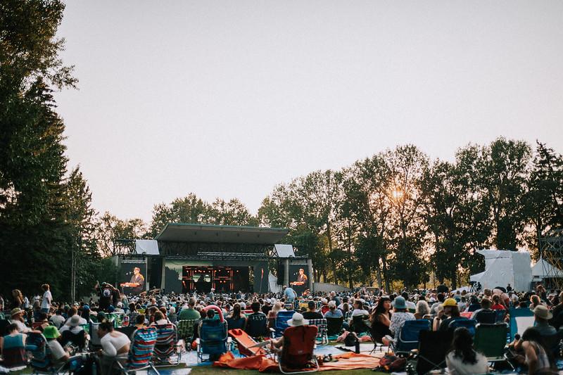 https://viberate-upload.ams3.cdn.digitaloceanspaces.com/prod/entity/festival/calgary-folk-music-festival-BrZm3