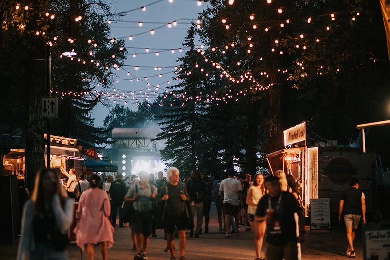 https://viberate-upload.ams3.cdn.digitaloceanspaces.com/prod/entity/festival/calgary-folk-music-festival-cMF0v