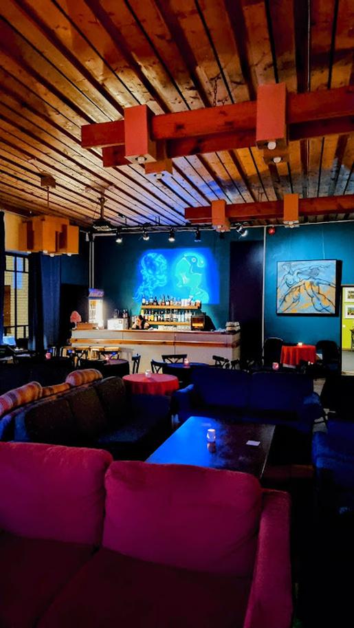 Buena VIsta Sofa Club