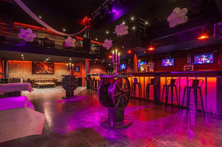 L'avenue 45 Restaurant - Terrasse - Club