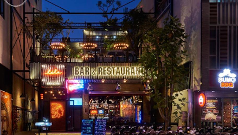 Lela Saigon Restaurant & Bar