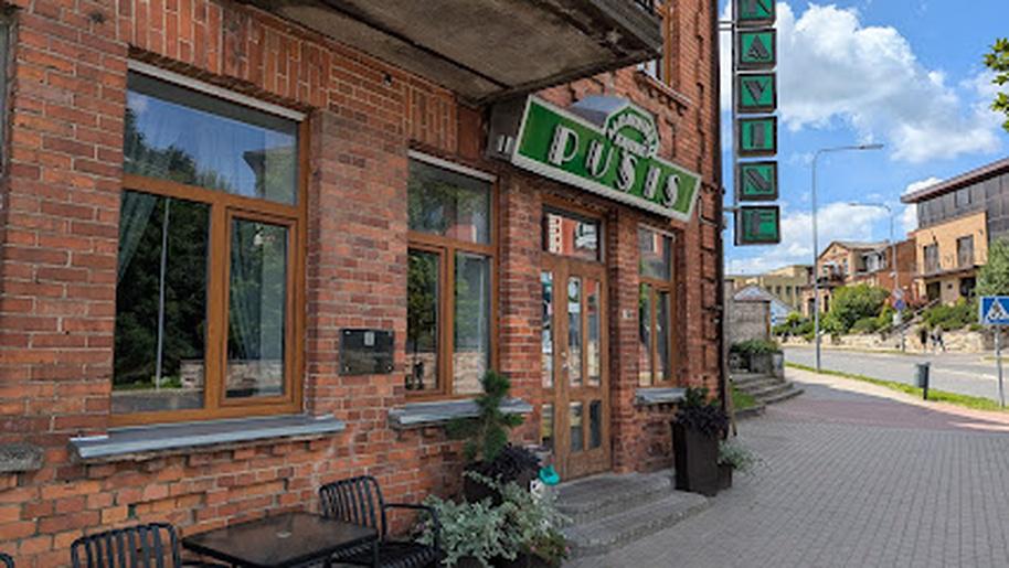 Menininkų kavinė PUŠIS