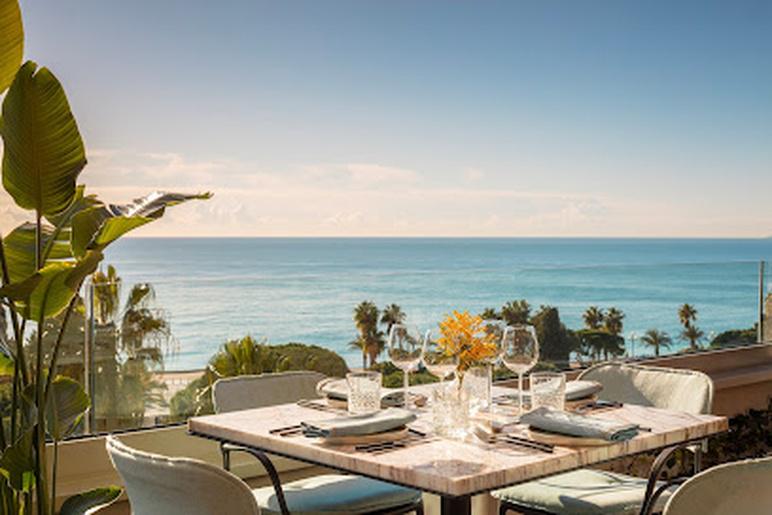 Restaurant Rooftop ''seen By Olivier Nice''